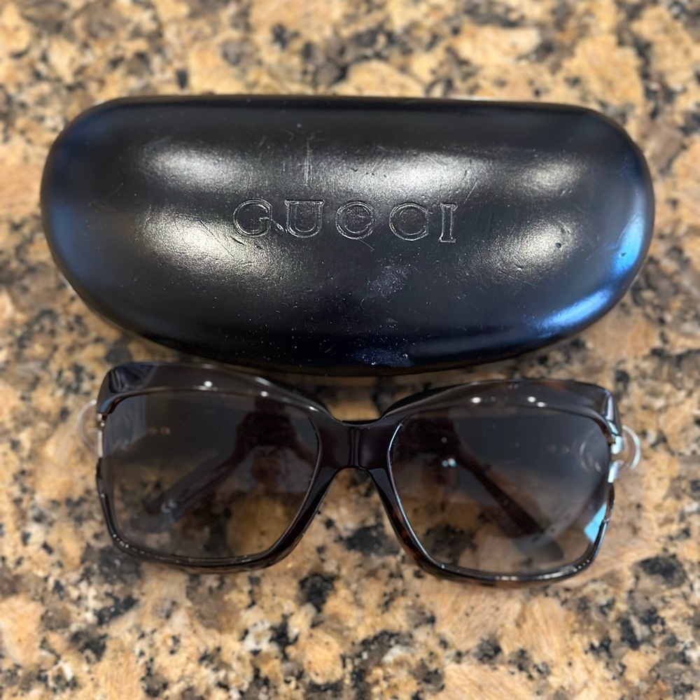 Gucci Black Sunglasses